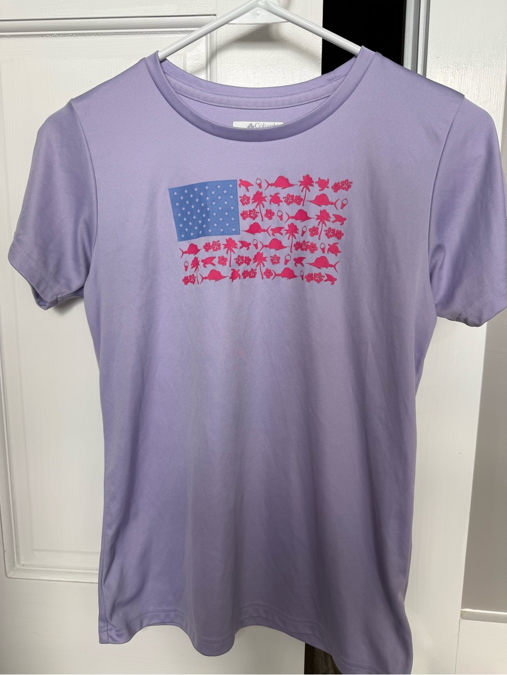 Columbia Lavender Short Sleeve Tee with Blue and Pink Fish-Flag Graphic